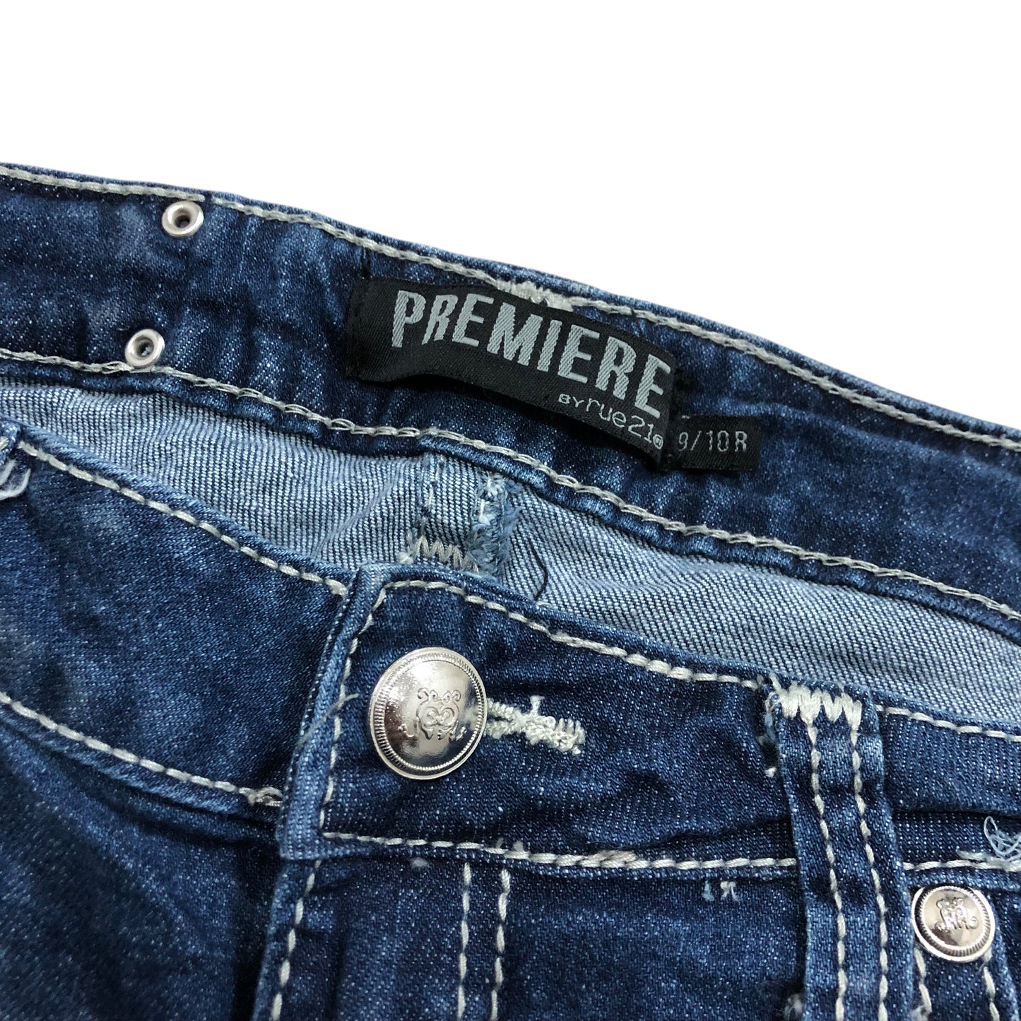 PREMIERE